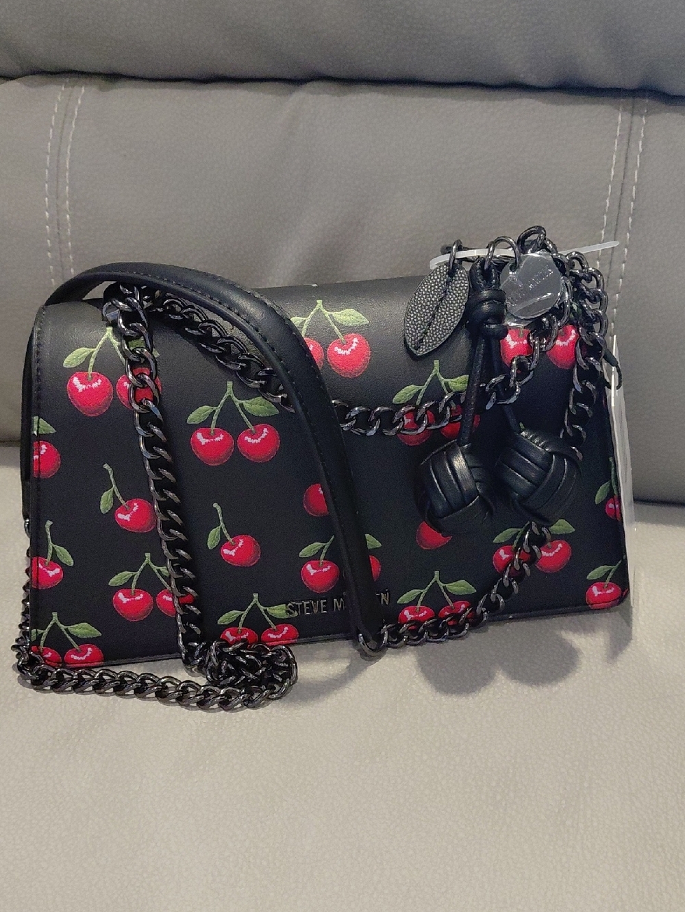 STEVE MADDEN CHERRIES CROSSBODY - Picture 5 of 12